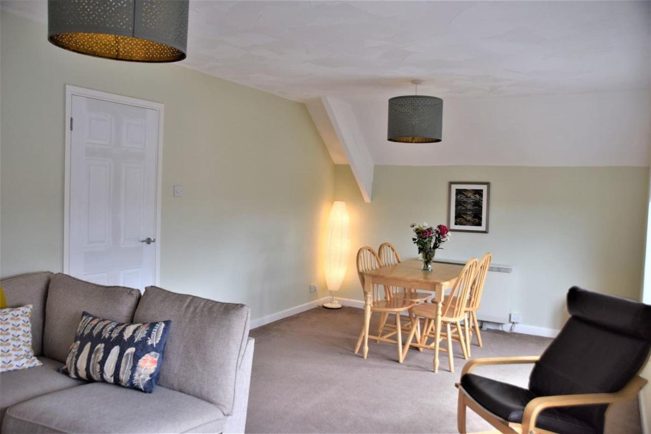 Charming 3-Bed Apartment In Talgarth Powys Brecon Exterior foto